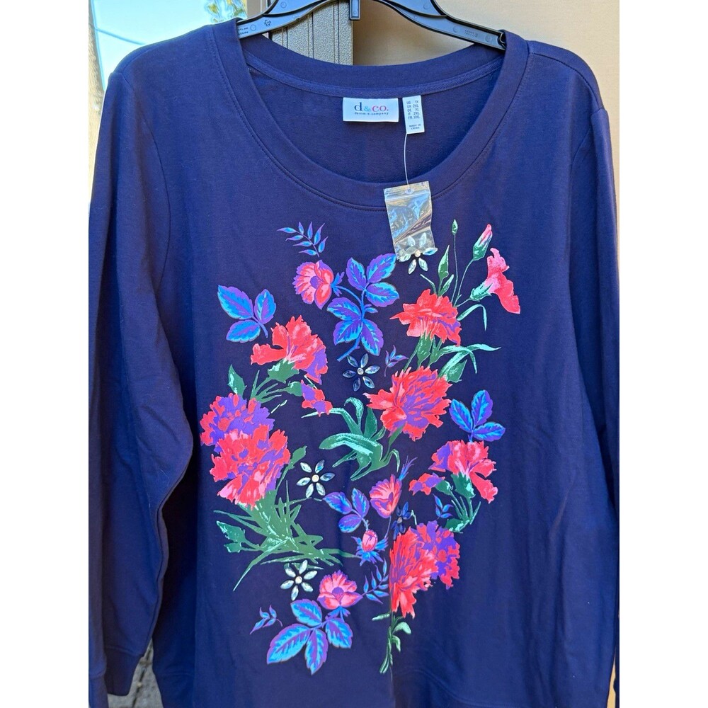 d&co. denim + company Top Womens Plus 1X Navy Floral Graphic Scoop Neck LS